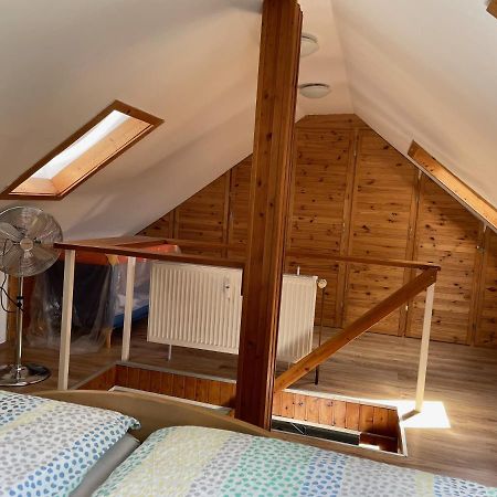 gemütliches, freistehendes Ferienhaus Coblenza Exterior foto